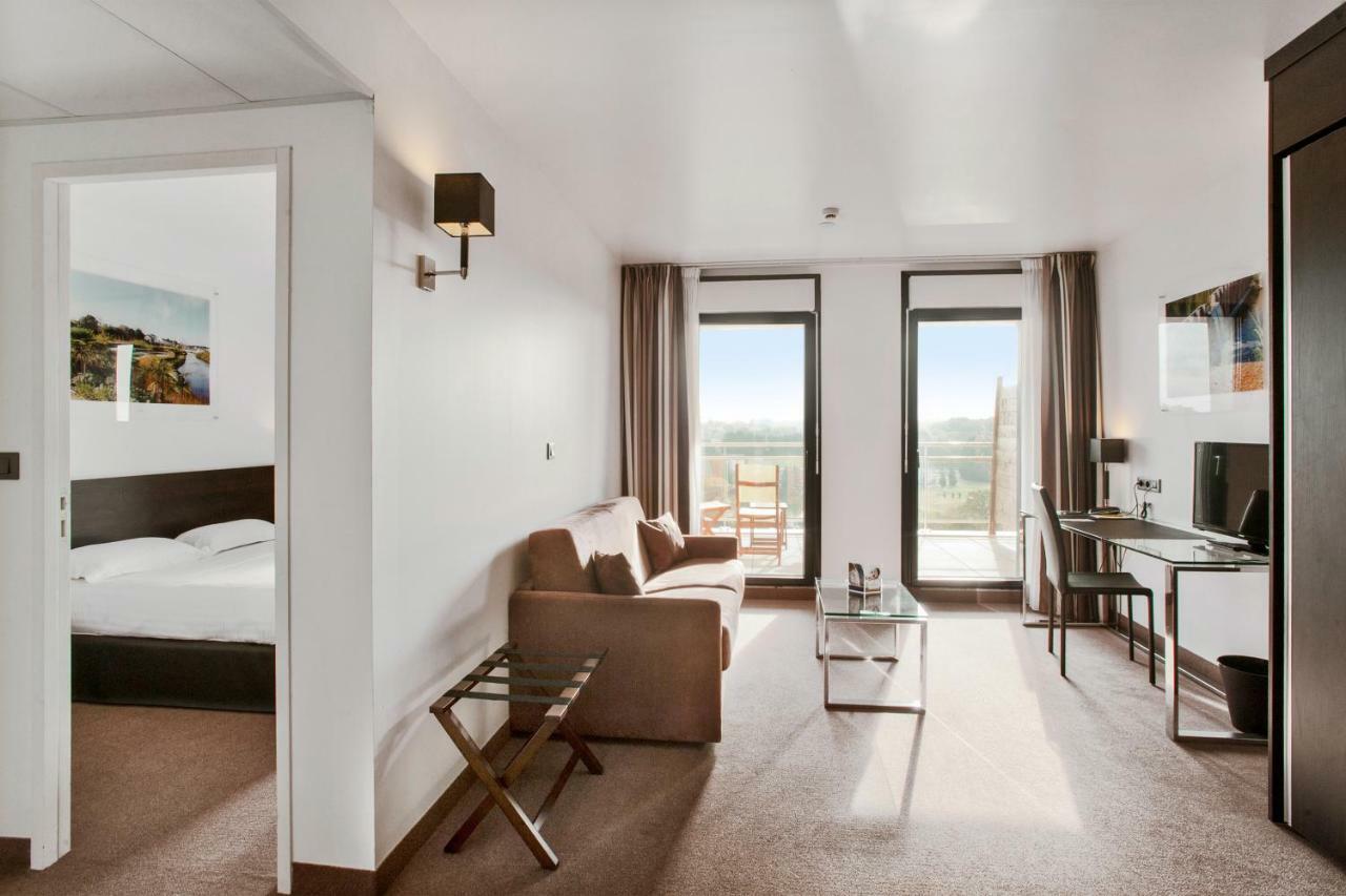 Golden Tulip Pornic Suites- Appart Hotel מראה חיצוני תמונה