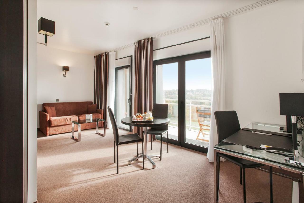 Golden Tulip Pornic Suites- Appart Hotel מראה חיצוני תמונה