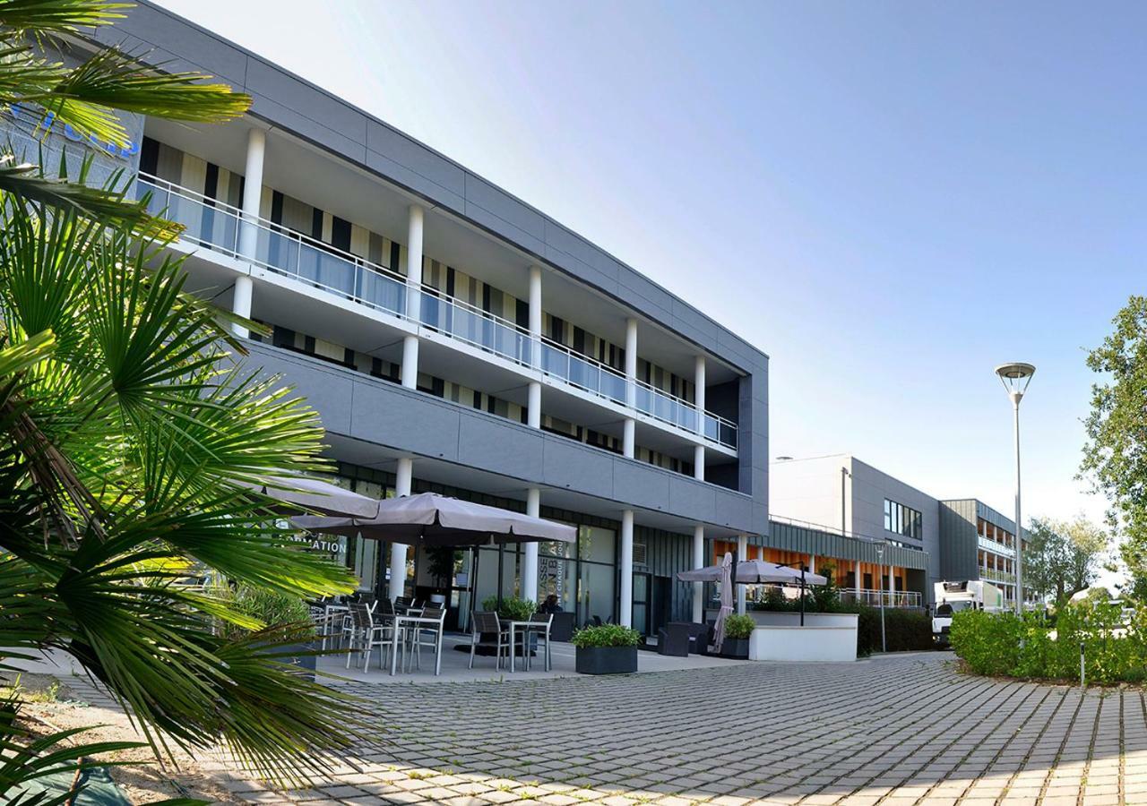 Golden Tulip Pornic Suites- Appart Hotel מראה חיצוני תמונה