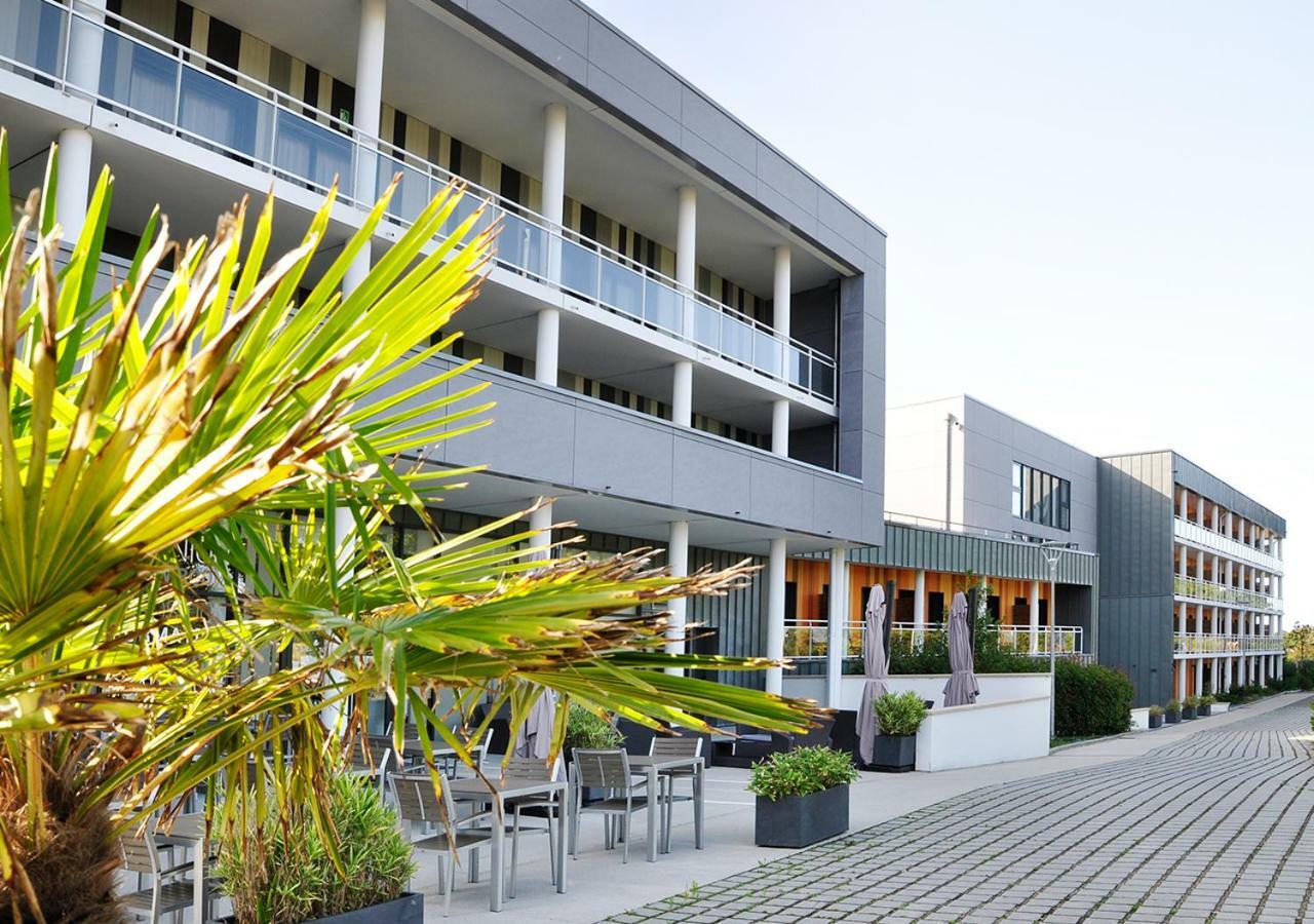 Golden Tulip Pornic Suites- Appart Hotel מראה חיצוני תמונה